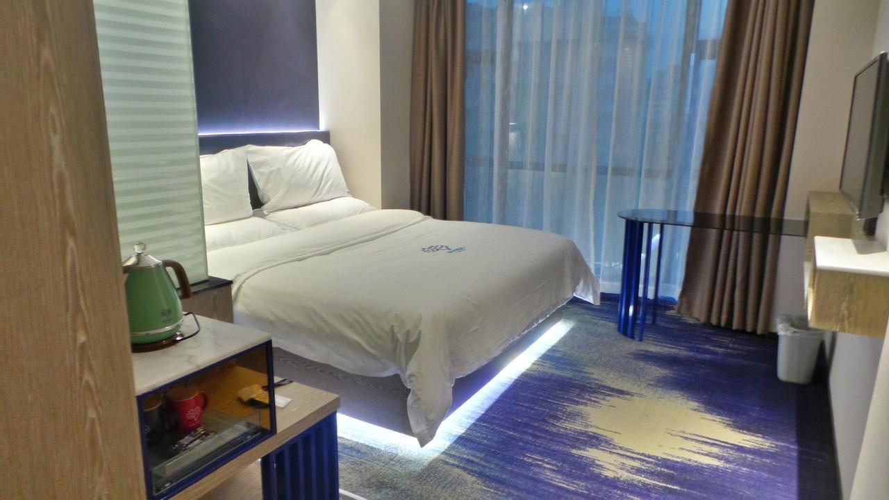 Lifu Hotel Wankel Jiang Tai Road Metro Station Branch Guangzhou Exterior foto