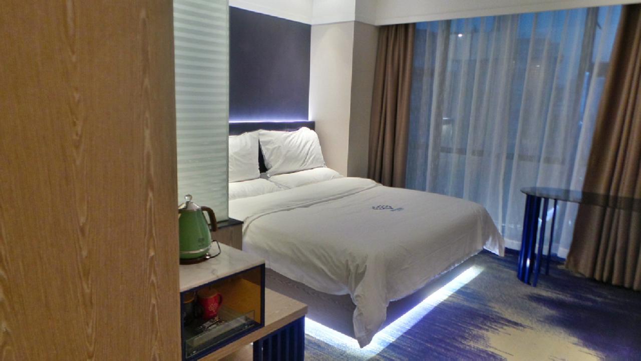 Lifu Hotel Wankel Jiang Tai Road Metro Station Branch Guangzhou Exterior foto